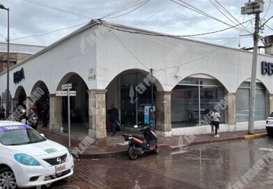 Asaltan a un cliente a mano armada en banco BBVA de Iguala