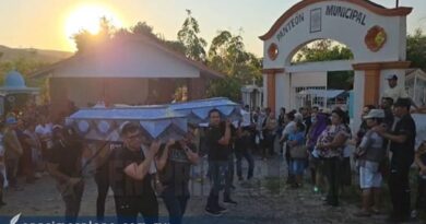 Sepultan en Coyuca de Catalán y Tetela del Río a la familia Román Cuica