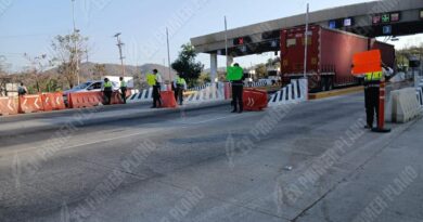 Protestan en casetas de la Venta y el Macrotunel