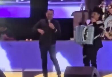 A dos días de ser abatido, Pedro Segura tararea corrido de “El Mencho” en concierto