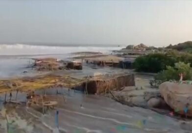 Mar de fondo daña enramadas en playa Azul
