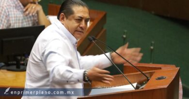 Exhortan a la SEG y a la Uagro a eliminar exigencia de actas de nacimiento “actualizadas”