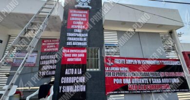 Toman instalaciones de la Uagro trabajadores que temen perder su empleo