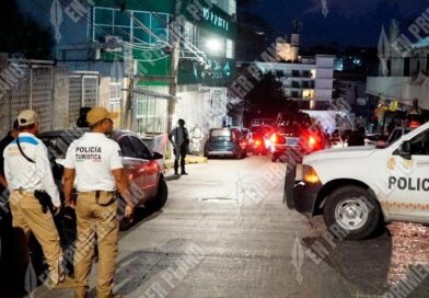 Persecución en Caleta termina con cuatro detenidos dentro de un hotel