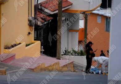 Muere motociclista al derrapar en el fraccionamiento Hornos Insurgentes en Acapulco