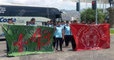 Normalistas de Ayotzinapa piden no ser señalados como delincuentes