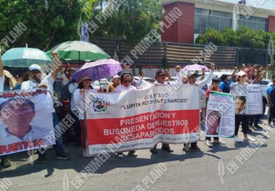 Denuncian normalistas a 139 meses estancamiento del caso Ayotzinapa