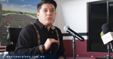 Denuncia Jacinto “fuego amigo” y guerra sucia tras borrado de mural en Tecpan