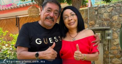 Se reúnen Esthela Damián y Félix Salgado en víspera de la convocatoria de Morena