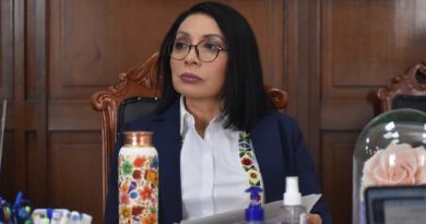 Confirma Esthela Damián acercamiento con Félix; apuesta por la unidad hacia 2027