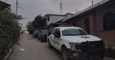 Hieren a balazos a dos hombres en Olinalá; sigue el desplazamientos de familias