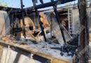 Consume incendio una galera y dos vehículos en una vivienda de la colonia Galeana
