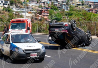 Dos mujeres heridas en accidente en el puerto de Acapulco