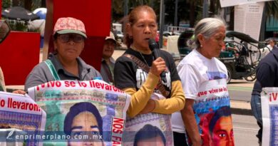 Cerca de cumplirse 12 años del caso Ayotzinapa; María Concepción reconstruye el último abrazo de su hijo