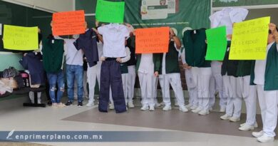Cumplen dos días de protesta trabajadores Hospital General de Chilapa; exigen mejoras laborales