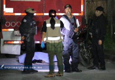 Muere un motociclista al impactarse contra un tráiler en Chilpancingo