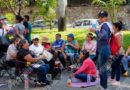 Bloquean maestros la Costera y toman oficinas del ISSSTE en Acapulco