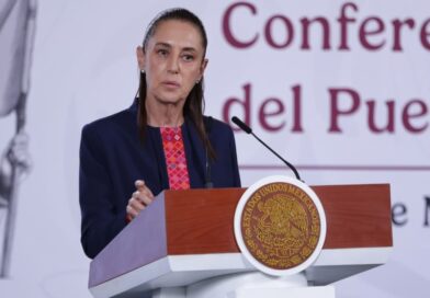 “Hubo mucha provocación” y no cree que sean maestros, dice Sheinbaum de desalojo violento en CDMX
