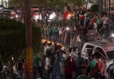 Investigan a policías que atacaron con gas lacrimógeno a aficionados en Chilpancingo