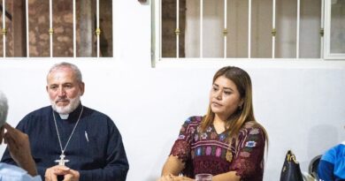 Atacan a balazos a la alcaldesa de José Joaquín Herrera; su chofer resulto herido