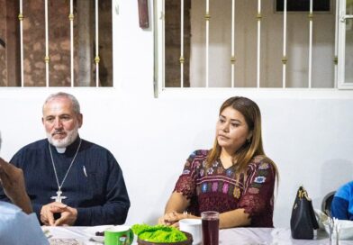 Atacan a balazos a la alcaldesa de José Joaquín Herrera; su chofer resulto herido