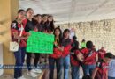 Protestan en el Polideportivo de la capital, exigen que permitan a niños, niñas y jóvenes entrenar en la pista de tartán