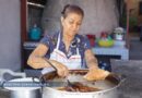 Después de que un incendio arrasó con su negocio, doña Vale comienza de nuevo con la venta de relleno de cuche