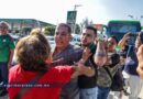 Se confrontan turistas con sindicalizados que bloqueaban vialidades en la capital Se confrontan turistas con sindicalizados que bloqueaban vialidades en la capital