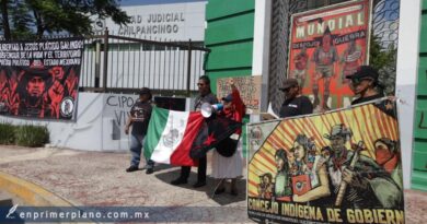 Protestan en Ciudad Judicial mientras se lleva a cabo audiencia de Plácido Galindo Protestan en Ciudad Judicial mientras se lleva a cabo audiencia de Plácido Galindo