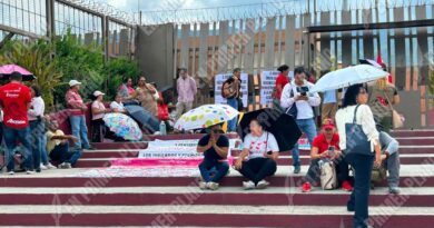 Protesta Suspeg en Chilpancingo y exige pago de adeudos a jubilados y pensionados