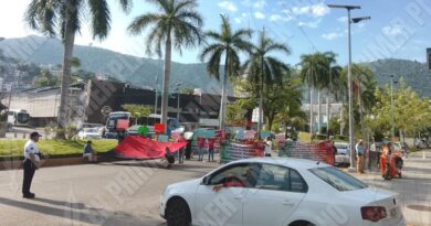 Cumplen seis días de protesta los ex empleados del hotel Amarea Cumplen seis días de protesta los ex empleados del hotel Amarea