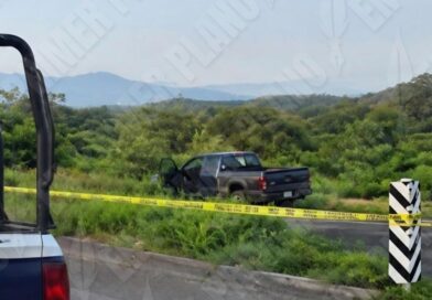 Hallan a una mujer ejecutada dentro de una camioneta en La Unión Hallan a una mujer ejecutada dentro de una camioneta en La Unión