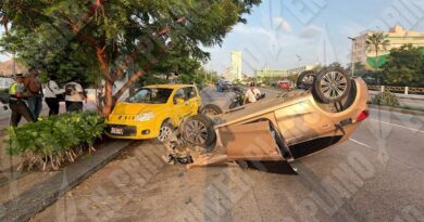 Accidente automovilístico deja un hombre lesionado en la costera de Acapulco