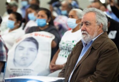 Descalifica recomendación de CNDH investigaciones recientes y retoma hipótesis de responsabilizar solo a grupo criminal: Alejandro Encinas Descalifica recomendación de CNDH investigaciones recientes y retoma hipótesis de responsabilizar solo a grupo criminal: Alejandro Encinas