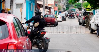 Moviliza a policías reporte de hombre baleado en Acapulco