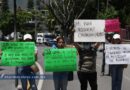 Bloquean familiares de un paciente del ISSSTE una avenida en Chilpancingo; exigen su trasladado urgente