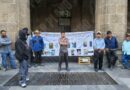Cumplen pobladores de Alcozauca 8 días de plantón en Palacio Nacional ante desplazamiento y quema de casas