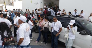 Protesta el SNTE en la SEG y exige ser tomado en cuenta en los cambios de adscripción