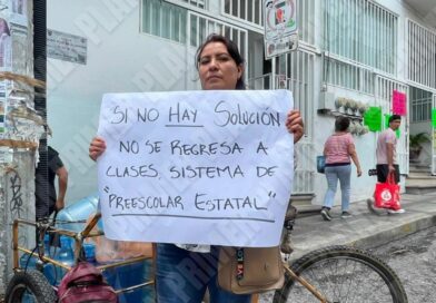 Protestan supervisoras en Chilpancingo contra nombramiento de jefa de Departamento de la SEG