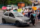 Bloquean pobladores parcialmente calzada Pie de la Cuesta para exigir agua