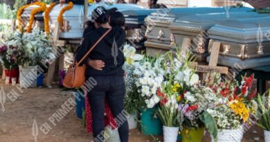 Exigen exhumación de 6 cuerpos tras anomalías de FGE en caso de comerciantes de Chautipan