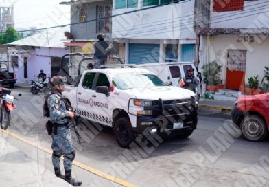 Dejan cuerpos de dos hombres en Acapulco; uno de ellos cerca de un retén de la Guardia Nacional