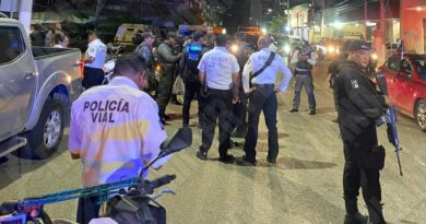 Frustran robo en tienda Sears de Acapulco y capturan a dos presuntos implicados