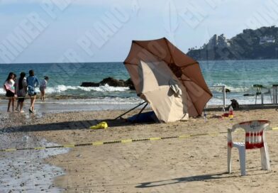 Muere una mujer tras sufrir complicaciones dentro del mar en Acapulco