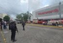 Incendio en cuarto de máquinas de Woolworth Cine Río provoca evacuación en Acapulco