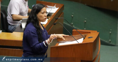 Desabasto de medicinas desata acalorado debate en el Congreso local