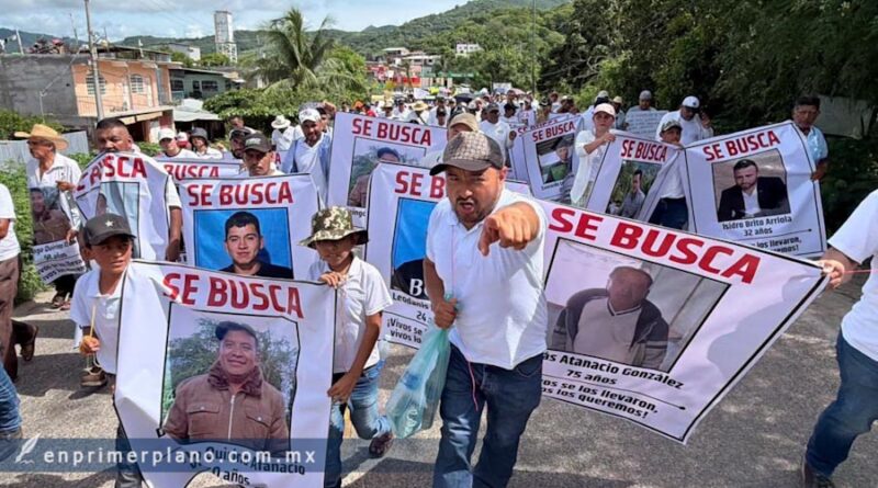 Exigen la localización de 8 campesinos del Ejido El Balcón y piden paz para la Sierra