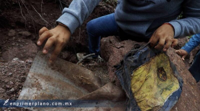 Halla colectivo Luciérnaga 10 restos óseos durante jornada de búsqueda entre Tlapa y Marquelia