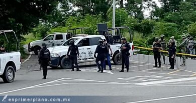 Hallan a dos hombres ejecutados a balazos en la carretera Acapulco-Pinotepa Nacional